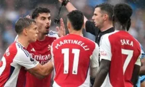 Hai cầu thủ Arsenal không chuyền được lần nào trước Man City